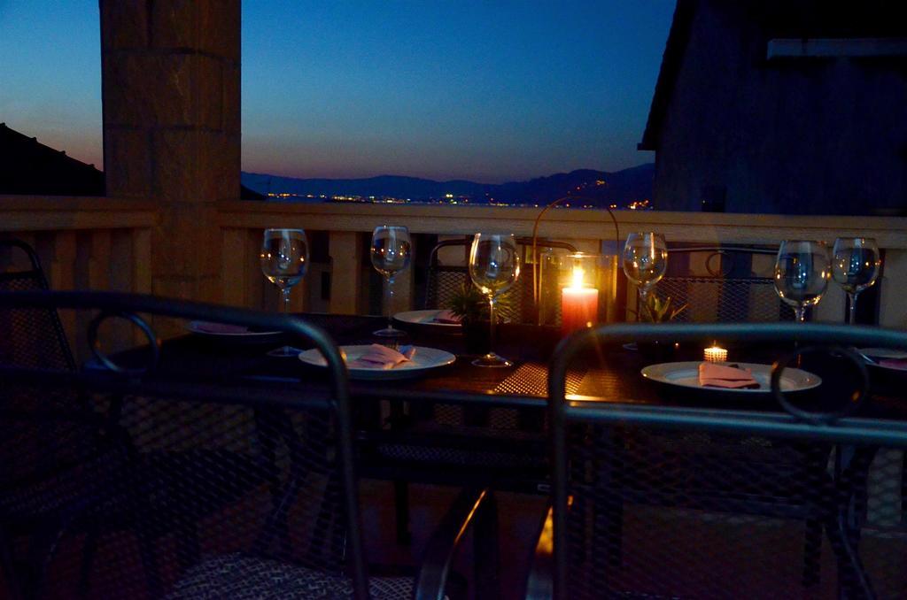 Apartment Luna Postira Dış mekan fotoğraf