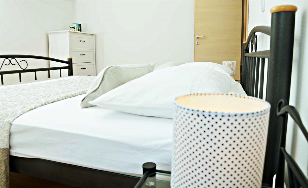 Apartment Luna Postira Dış mekan fotoğraf